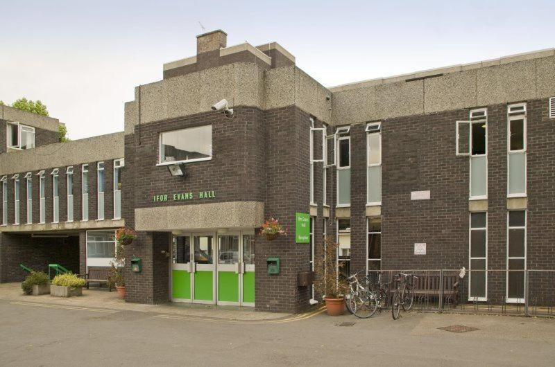 Ifor Evans Hall, Camden لندن المظهر الخارجي الصورة